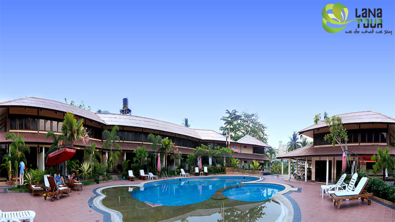SANDY BEACH RESORT 4*